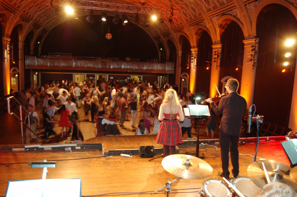 CeilidhUse1a